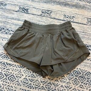 Lululemon Hotty Hot shorts